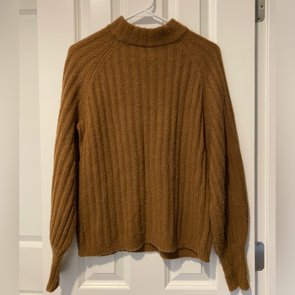 Cashmere mock neck sweater